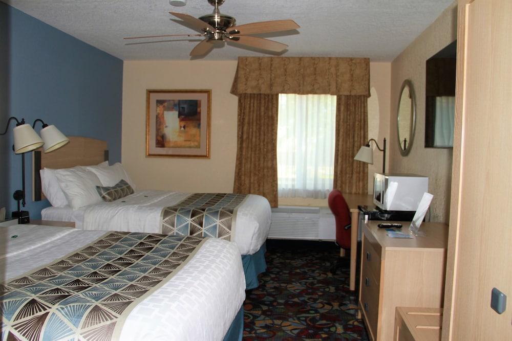 Hotel Baymont By Wyndham Stevens Point Exterior foto